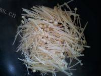 「美味可口」金针菇炒肉丝做法图解6)