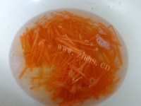 诱人的凉拌金针菇做法图解7)