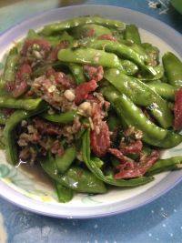 家常菜荷兰豆炒腊肠