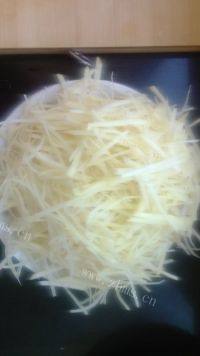 家常菜素炒土豆丝做法图解1)