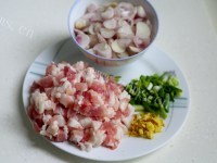 美味的台湾卤肉饭做法图解2)