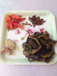 家常菜香辣酸菜肉片做法图解1)