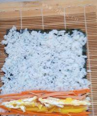 自己做的紫菜包饭做法图解6)