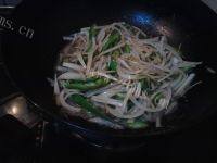 家常菜青椒炒土豆丝做法图解8)