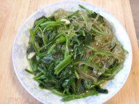 色泽鲜亮的菠菜粉丝