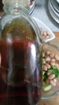 下酒菜花生米拌黄瓜做法图解6)