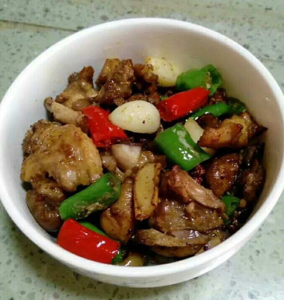 色香味浓的辣子鸡