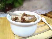 营养健康的茶树菇排骨头汤做法图解9)
