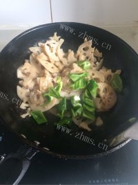 美味的清炒藕片做法图解5)