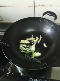 好吃的油焖大虾做法图解3)