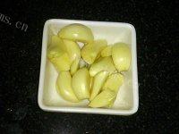 迷人的清炒茼蒿做法图解2)