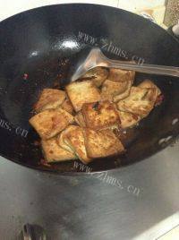家常菜油煎豆腐