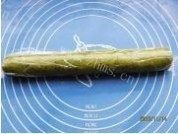 自制抹茶黑芝麻饼干做法图解6)