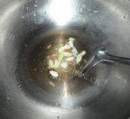 蒜苔炒肉丝做法图解6)