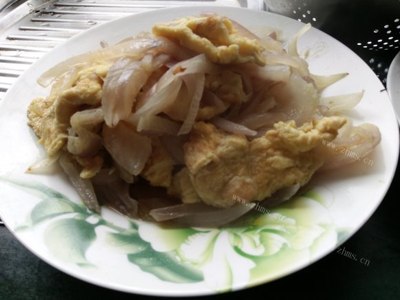 喷香的洋葱炒鸡蛋