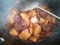 下饭的土豆烧牛肉做法图解15)