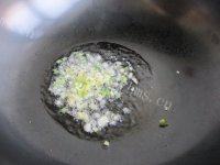 美味的茄汁虾仁做法图解6)