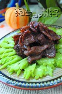 家常菜苦瓜牛肉