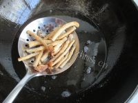 美味的麻辣茶树菇做法图解6)
