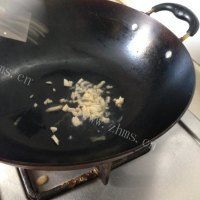 家常菜蒜炒西兰花做法图解4)