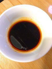 口味极佳的凉拌土豆片做法图解7)