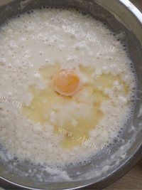 美味的香煎脆饼做法图解3)
