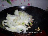 家常菜洋葱鸡蛋做法图解8)