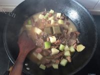 特色美食牛肉咖喱饭做法图解7)