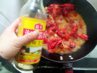 美味营养的香辣小龙虾做法图解10)