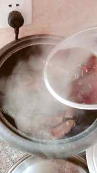 可口的电饭煲鸭翅做法图解7)