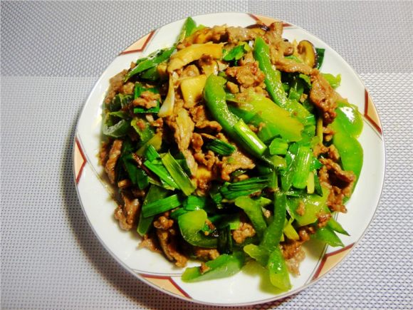 玉盘珍馐的青椒牛肉