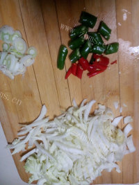 好吃的炒黄豆芽做法图解1)