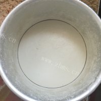 喷香的黑森林蛋糕做法图解1)