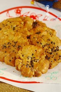 好吃的黑芝麻核桃酥做法图解12)