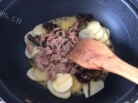 家常菜山药炒肉片做法图解4)