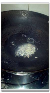 家常菜平菇炒肉片做法图解5)