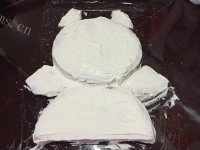 美味巧虎型裱花蛋糕做法图解8)