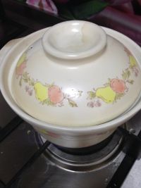 美味的什锦砂锅