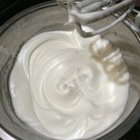 自制芒果戚风蛋糕做法图解10)