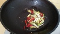 美味的麻香辣鸭头做法图解5)
