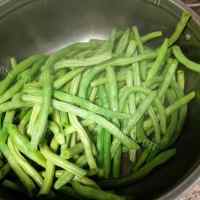 家常菜排骨炖芸豆做法图解3)