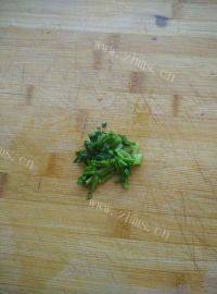 美味的紫菜蛋花汤做法图解3)