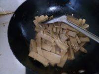 美味的葱炒豆腐做法图解9)