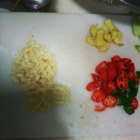 美味的爆炒蛤蜊做法图解1)
