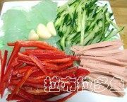 拌凉皮做法图解1)