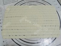 自制玫瑰苹果卷做法图解9)