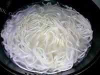 「DIY美食」凉拌面做法图解1)