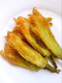 美味的炸南瓜花