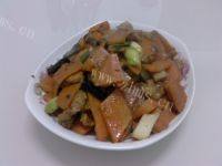 胡萝卜炒肉片