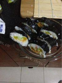 自己做的紫菜包饭